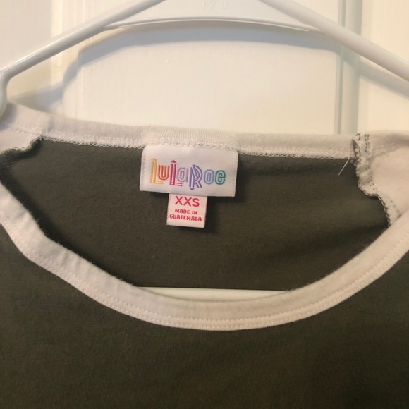 Julia - Picture 2 of 2